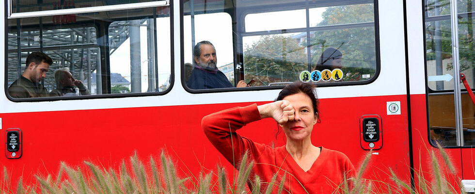 EXPLOSION DER STILLE – a silent chorus von claudia bosse/theatercombinat