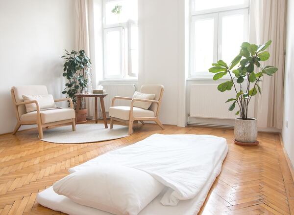 Flexible, stundenweise Nutzung - Ruhige Praxis mit Grünblick