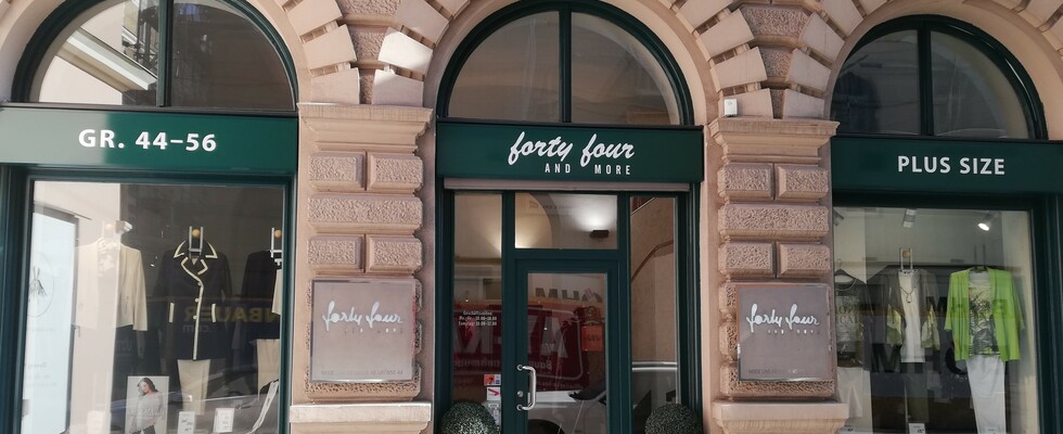 Boutique FORTY FOUR