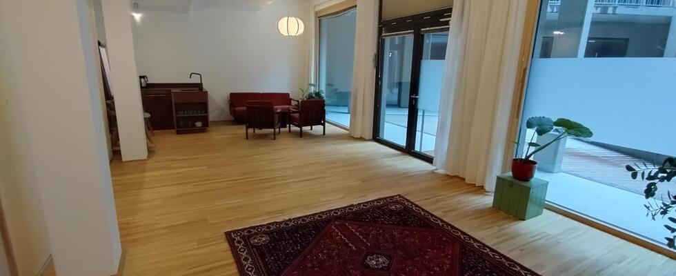 heller, gemütlicher Seminarraum / Gruppenraum (45m²)