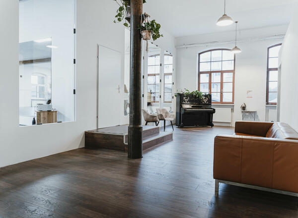 Diamonds Dance Loft