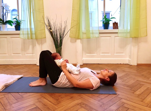 Mama Baby Yoga