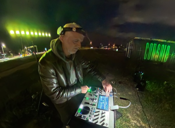DJ Line „mittendrin“ (freier Eintritt)