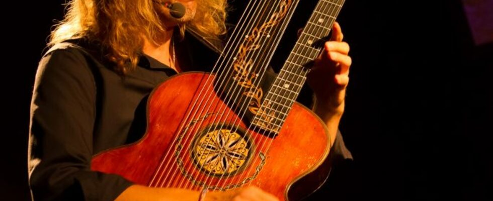 Joachim Csaikl & Friends BEYOND SIX STRINGS