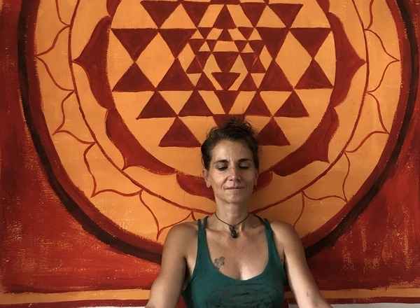 Workshop: Kreiere deine eigene Praxis mit Surya Namaskar 
