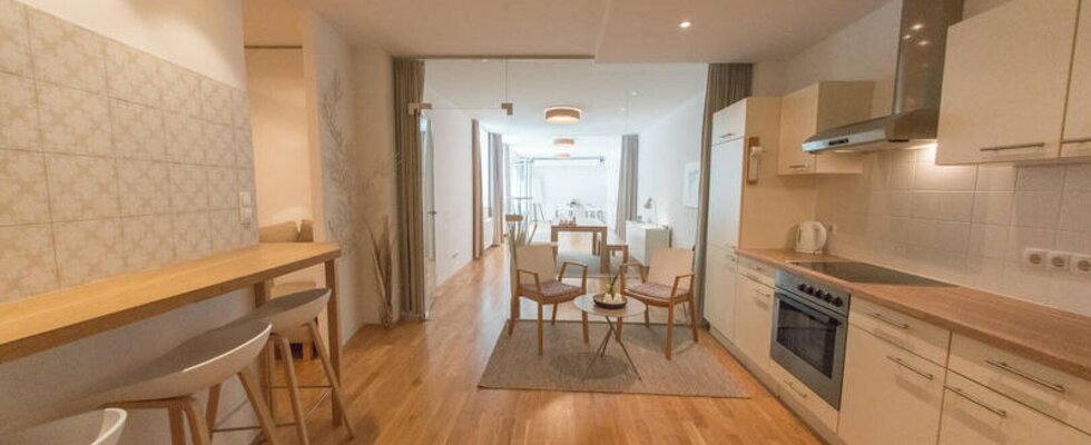 Ruhiges Büro-Loft mit Innenhofgarten/-terrasse (80m2 + 20m2 Outdoor)
