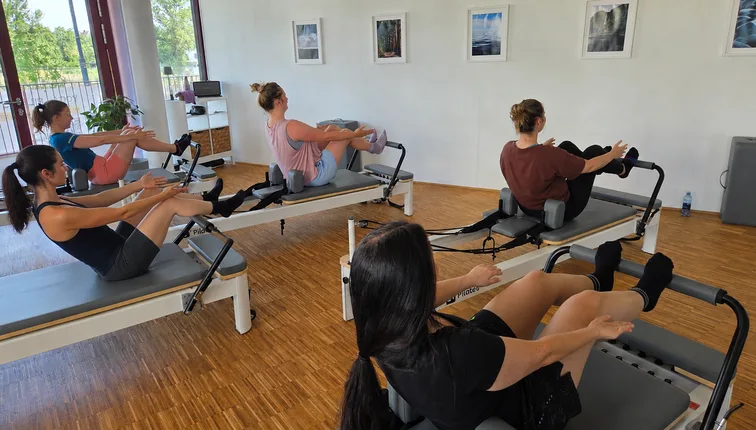 Dein Yoga Leo -  Yoga- und Pilatesstudio  – Foto 12