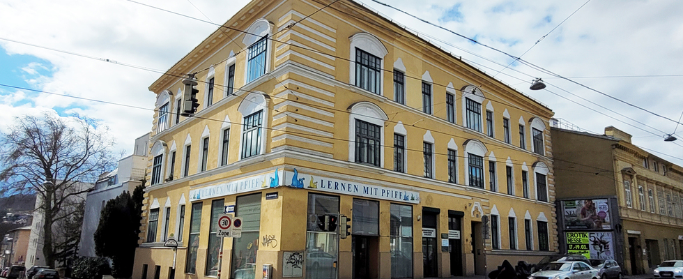 Vermiete Eck-Geschäftslokal mit extrem toller Werbewirkung