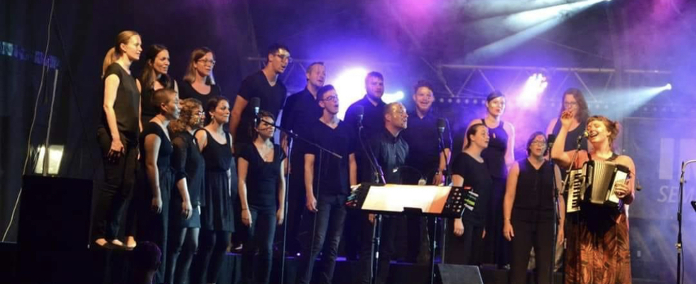Agua voigas singt