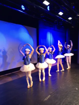 SPOTLIGHT-dancecenter – Foto 3