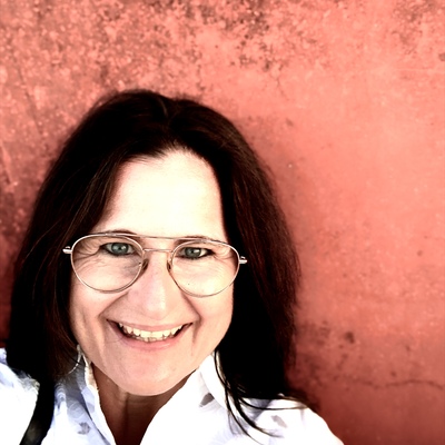 Praxis LICENCE TO CHILL . RuheRaum . YOGA NIDRA