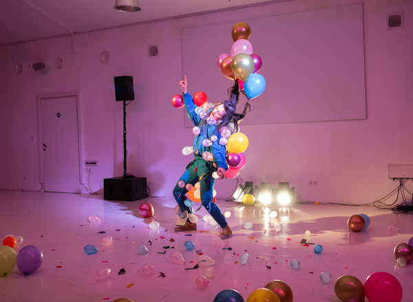 tiny matters: Tanz & Performance für junges Publikum