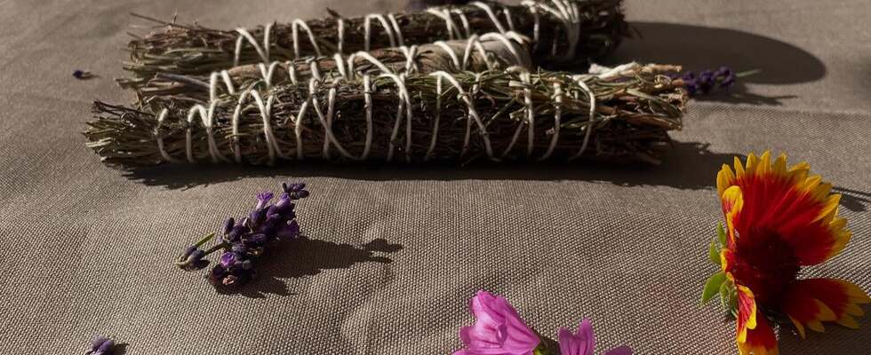 Workshop: Räucherbündel binden & heimische Kräuter entdecken