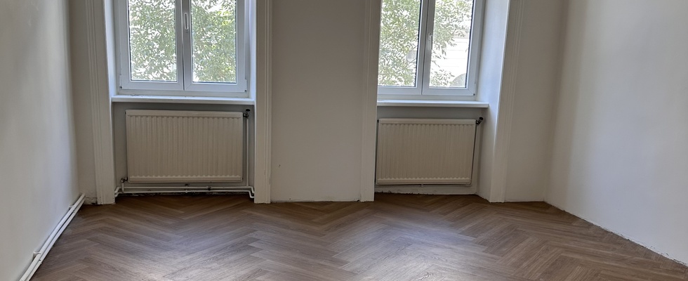 Therapieräume in neu renovierter Altbaupraxis in der Märzstraße zu vermieten