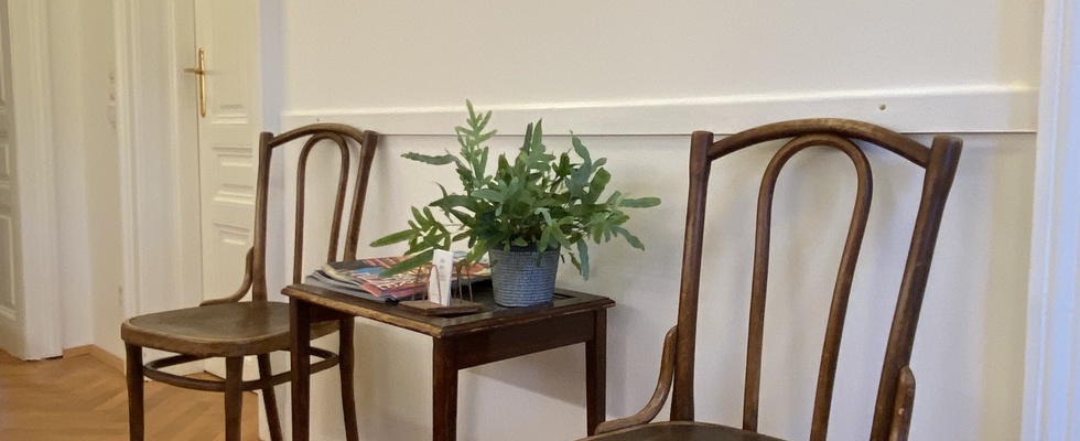 Ruhige, helle Praxis Mi. und Do. nachmittags, Fr. ganztags