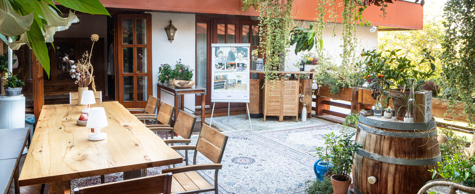 Überdachte Traumterrasse & Seminarraum für Meetings, Workshops & private Events 