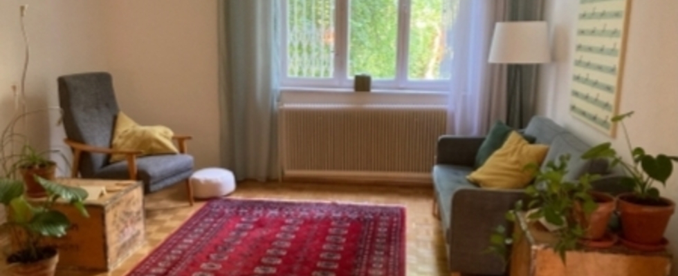 Di & Mi um 250,- Euro in schöner Gemeinschaftspraxis