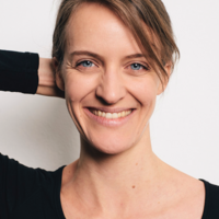 Biete neue Arbeitsplätze in kreativem Umfeld