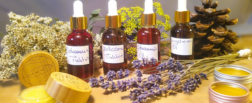 Essenzen der Natur / Dipl. Kräuterpädagogin