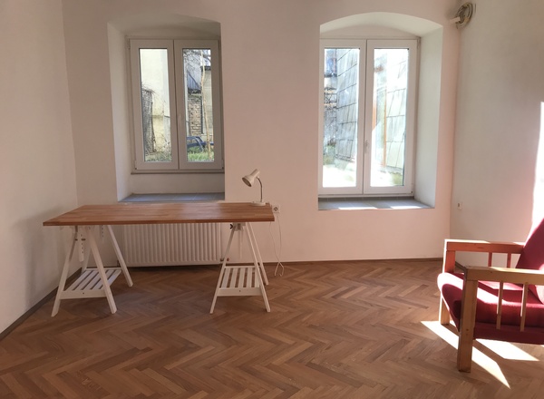 Schöner, ruhiger, heller 17 qm Raum mit Grünblick