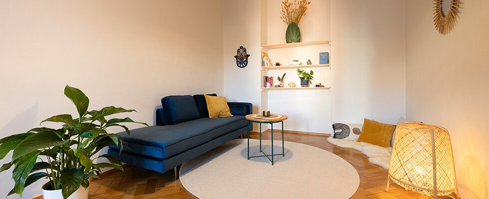 Vermiete lichtdurchflutete Praxisräume im Herzen von Graz 