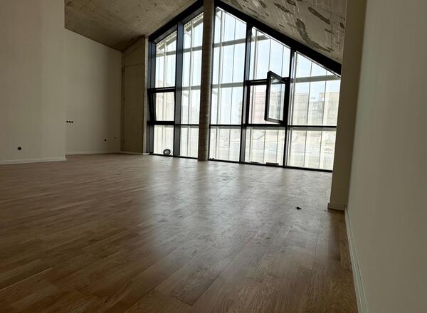 Exklusive Gewerbefläche zur Untermiete in moderner Fabrik