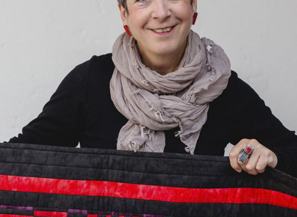 Ausstellung Vernähte Geschichten mit Luise Reingruber