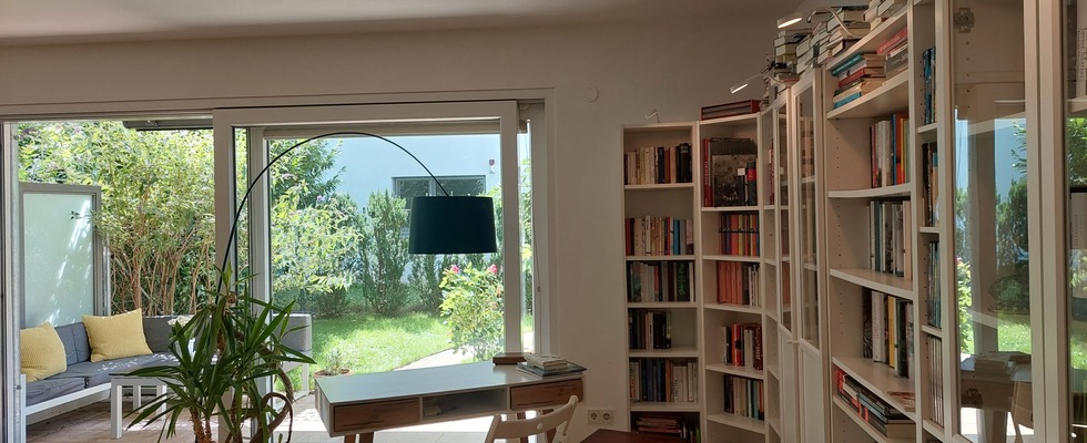 Wohlfühloase - ruhiges Büro mit Garten. Tageweise oder halbtageweise zu mieten