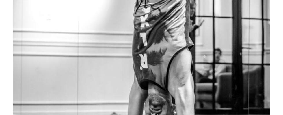 Contemporary Dance Intensive - Gently Acrobatic - 2 groups