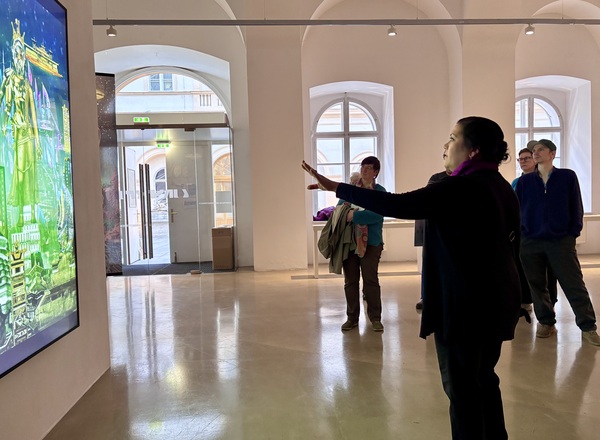 Führung durch die aktuelle Ausstellung im Kunstraum