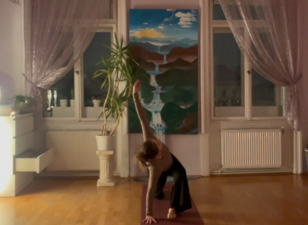 Afterwork-Rückenyoga -  Sanfte Hilfe für einen starken Rücken