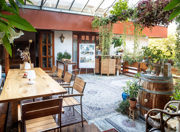 Überdachte Traumterrasse & Seminarraum für Meetings, Workshops & private Events 