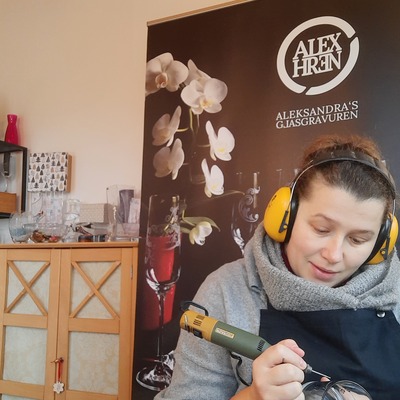 ALEX HREN Aleksandras Glasgravuren 