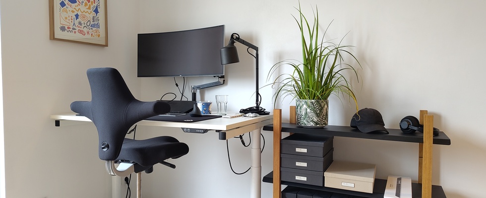 Büro-Arbeitsplatz zu vermieten / Office-Workspace for rent