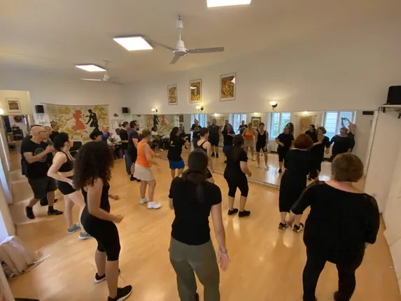 Tanzstudio Ritmo Tropical - Luis Estevez – Foto 3