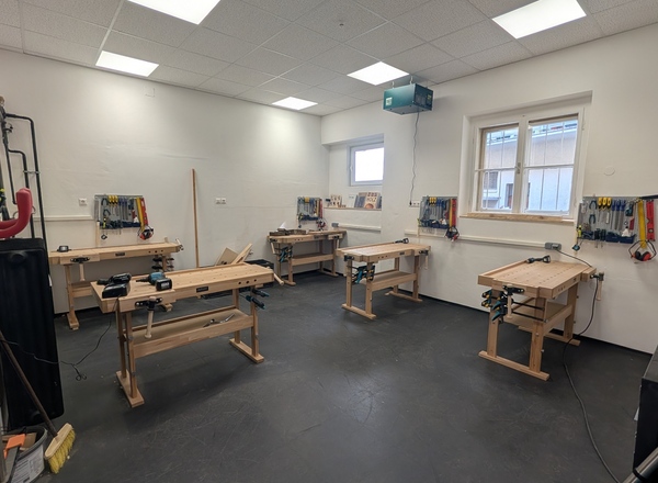 Vermietung von Holz-Werkräumen + Holzlaser