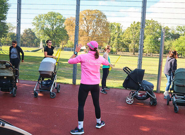 fitmom im AUER-WELSBACH-PARK (1150)