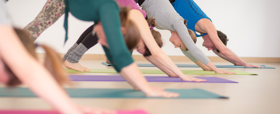 SLOW FLOW Yoga jeden Mittwoch