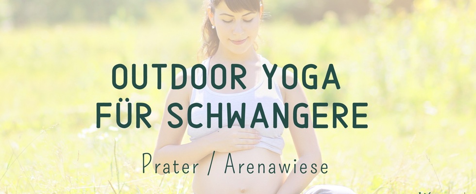 Outdoor Yoga für Schwangere