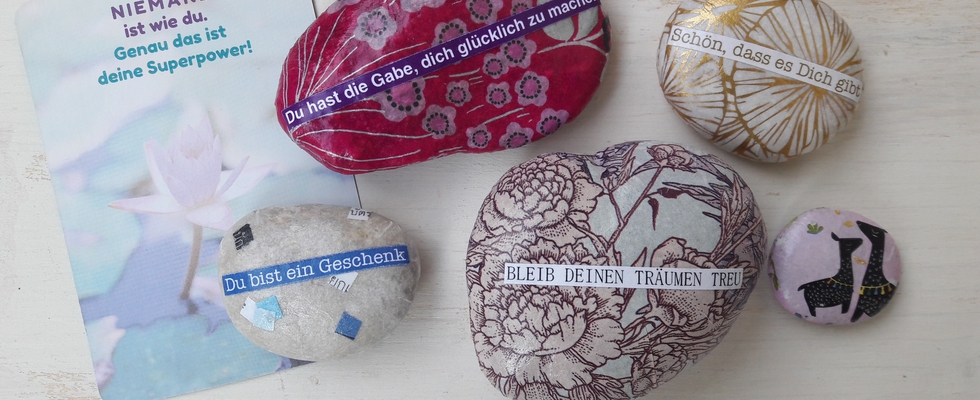 Workshop "Wunsch-Steine zum Weltfrauentag"