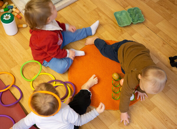 Eltern-Kind-Spielgruppe für 6-12 Monate
