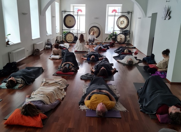Gong-Yoga am 3.10. und 21.11.2024