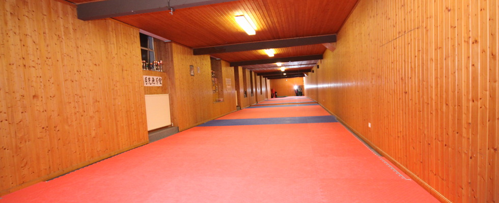 Vermiete Raum in Fitness-Studio zur sportlichen Nutzung