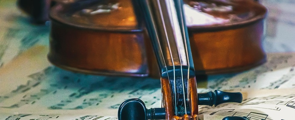 Innenhoffest mit Salon Musik