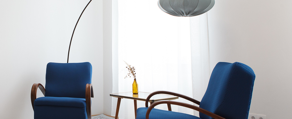 Schöne Altbau-Praxis in 1180 – 190 EUR pro fixem Wochentag pro Monat