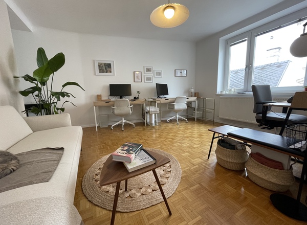 FREIE ARBEITSPLÄTZE mitten in ALTHIETZING im Gemeinschaftsbüro - Shared Office