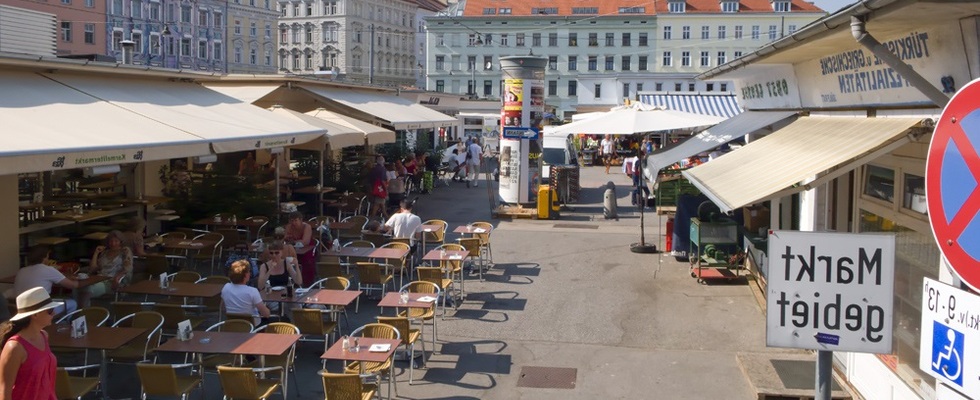 ZIMMER  am KARMELITERPLATZ