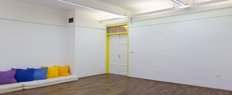 Vermiete 45m² körperorientierten Raum für Yoga, Pilates, Gesang, Atem, Energiearbeit, Gruppen
