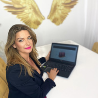 Arbeitsplatz für Kosmetik, Masseur:in, Friseur:in, Nageldesign o.ö. 