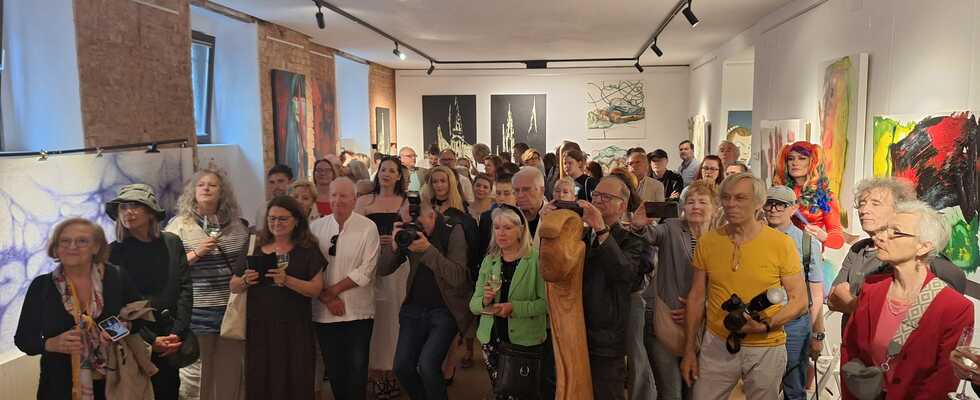 Projektbezogene Vermietung für Ausstellung/ Kurs/workshop/ fotoshooting/Yoga/fashion- show etc 